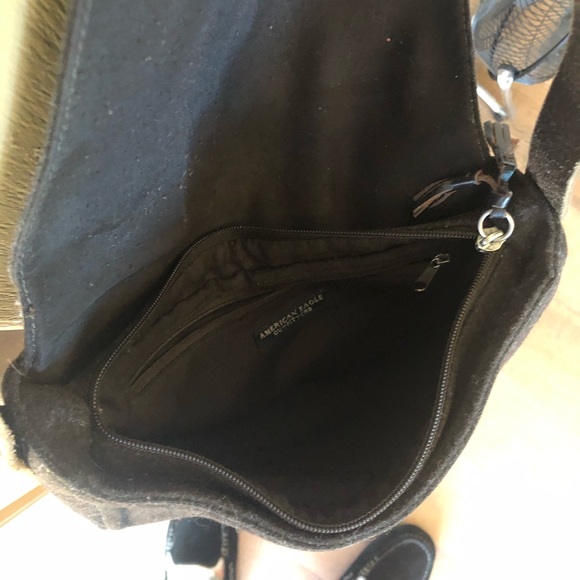 AEO will Shoulder Bag - Picture 6 of 8